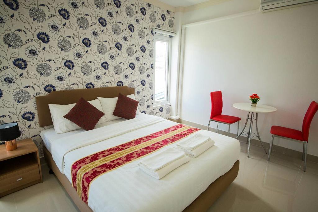 Sea Song Inn Kamala-part Szoba fotó